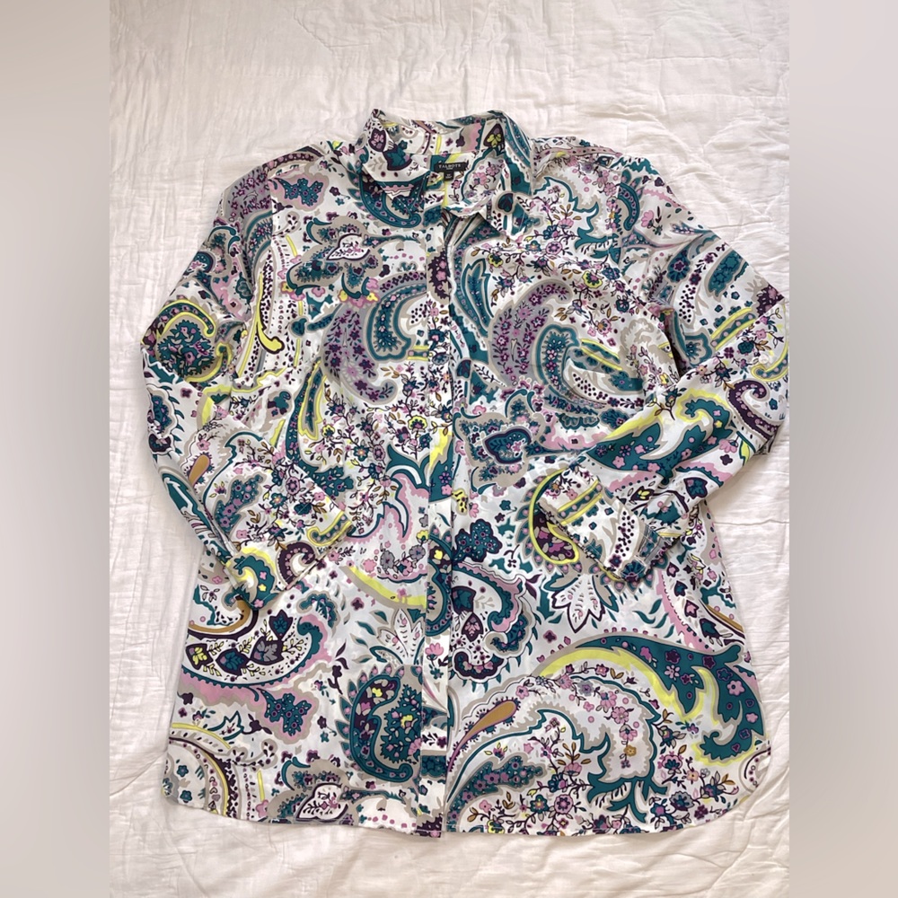 Talbots Woman Paisley Hidden Button Up Roll Tab Tunic Blouse Shirt 1X.
